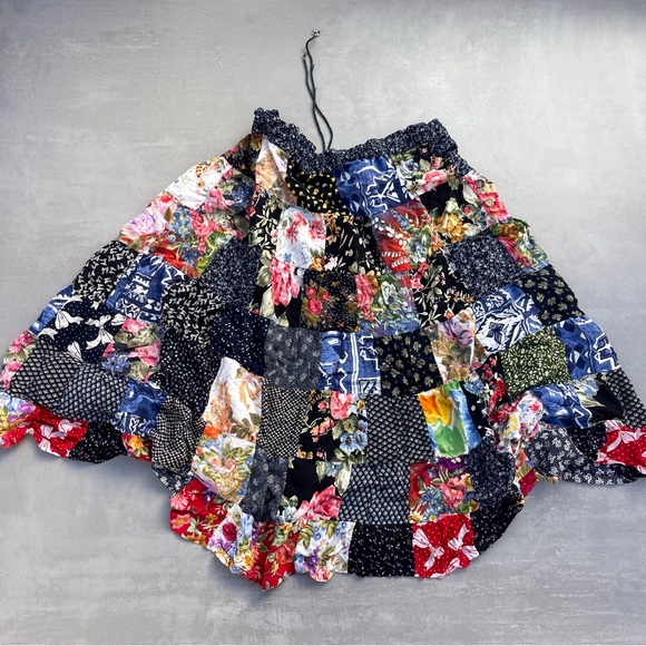Patchwork Skirt - Picture 3 of 4